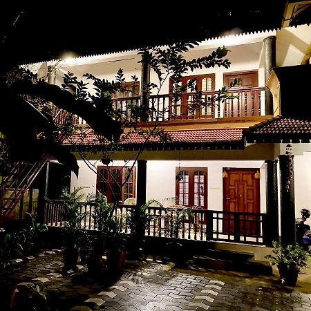 Tattwamasi Ayuryoga With Breakfast And Yoga Hotel Varkala Ngoại thất bức ảnh