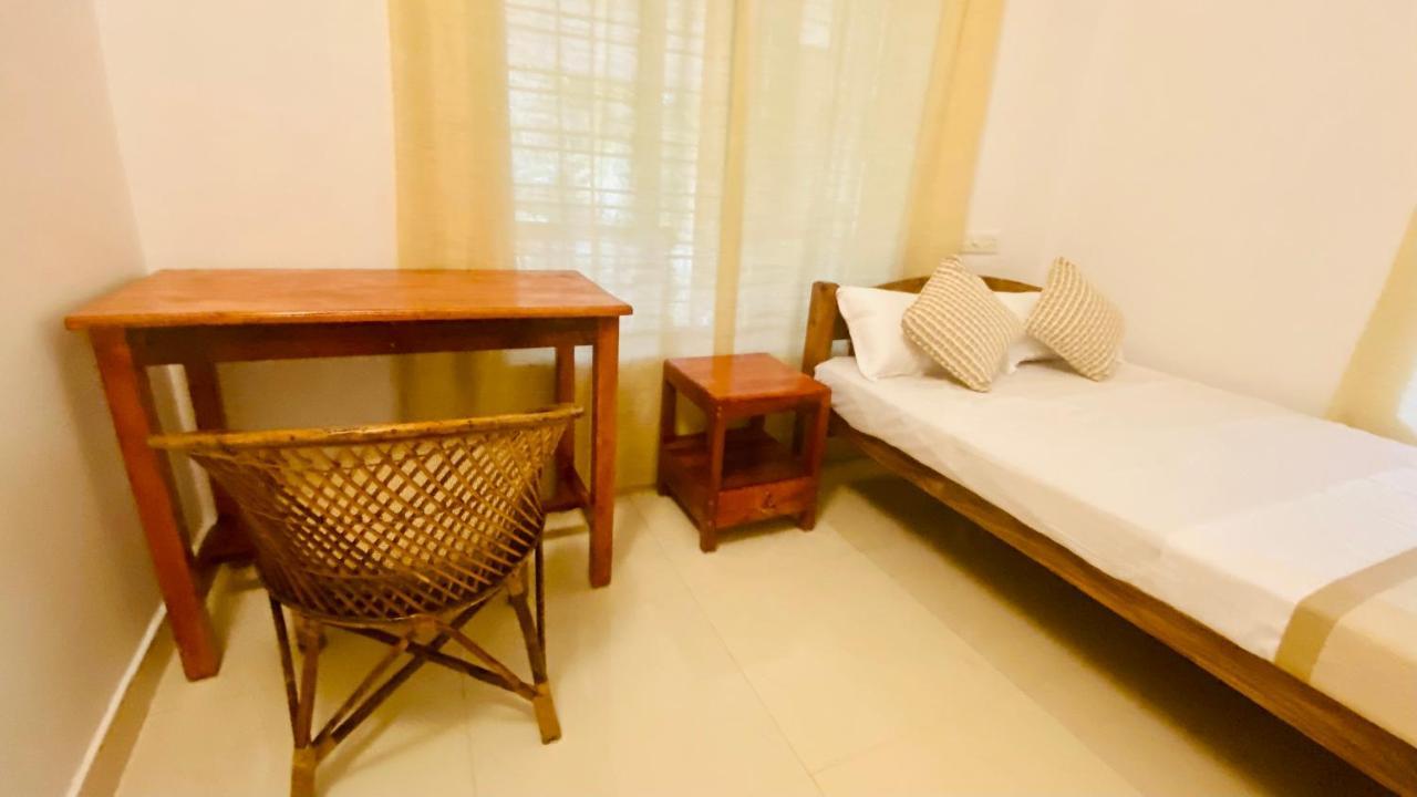 Tattwamasi Ayuryoga With Breakfast And Yoga Hotel Varkala Ngoại thất bức ảnh