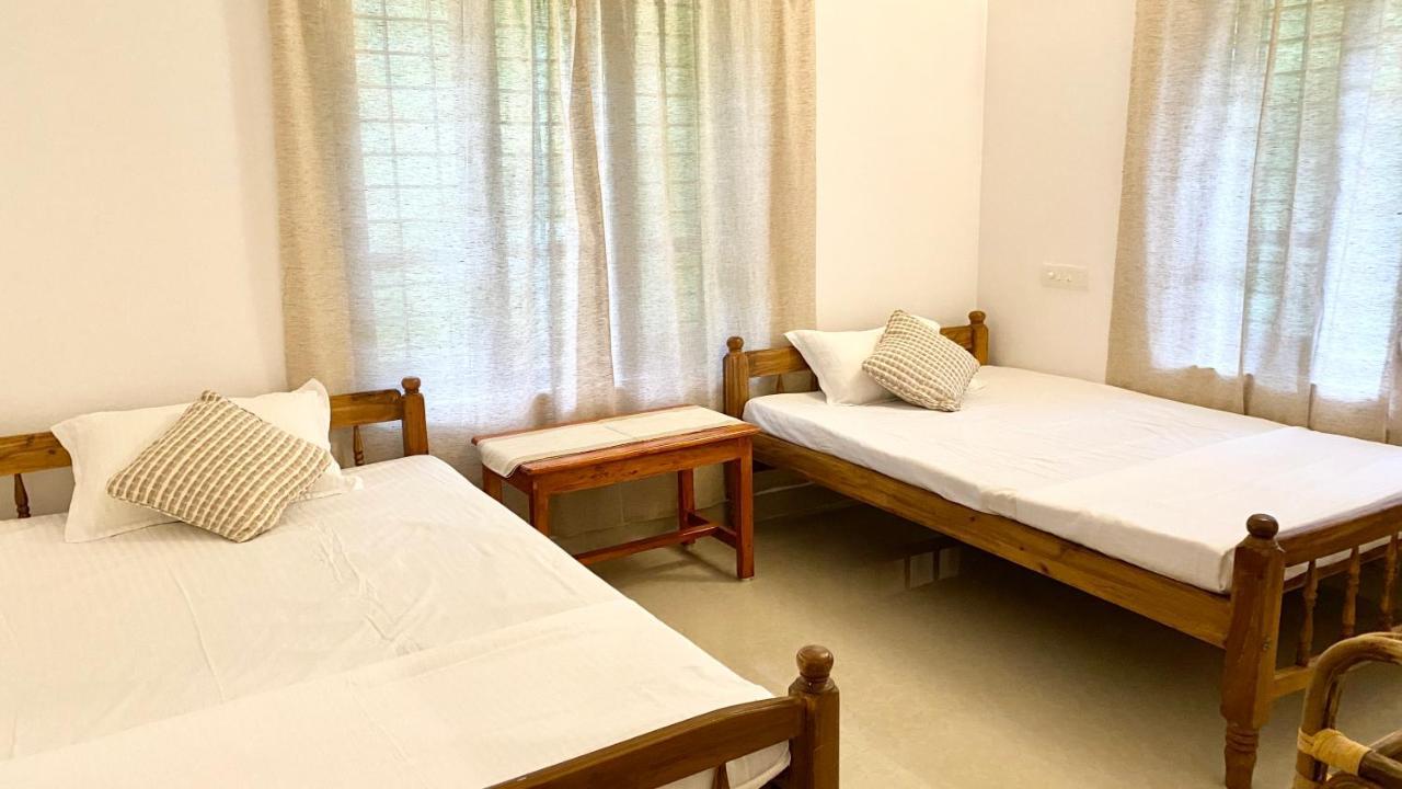 Tattwamasi Ayuryoga With Breakfast And Yoga Hotel Varkala Ngoại thất bức ảnh