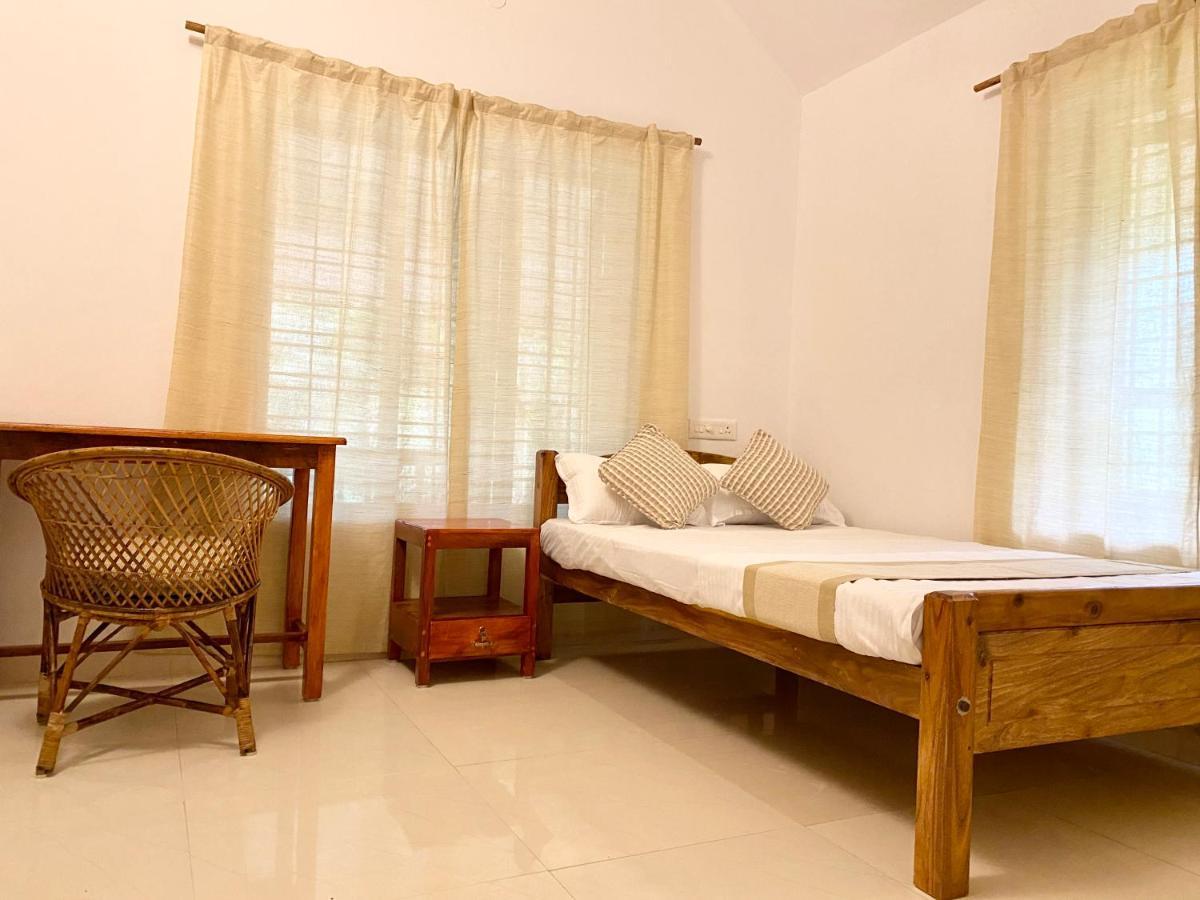 Tattwamasi Ayuryoga With Breakfast And Yoga Hotel Varkala Ngoại thất bức ảnh